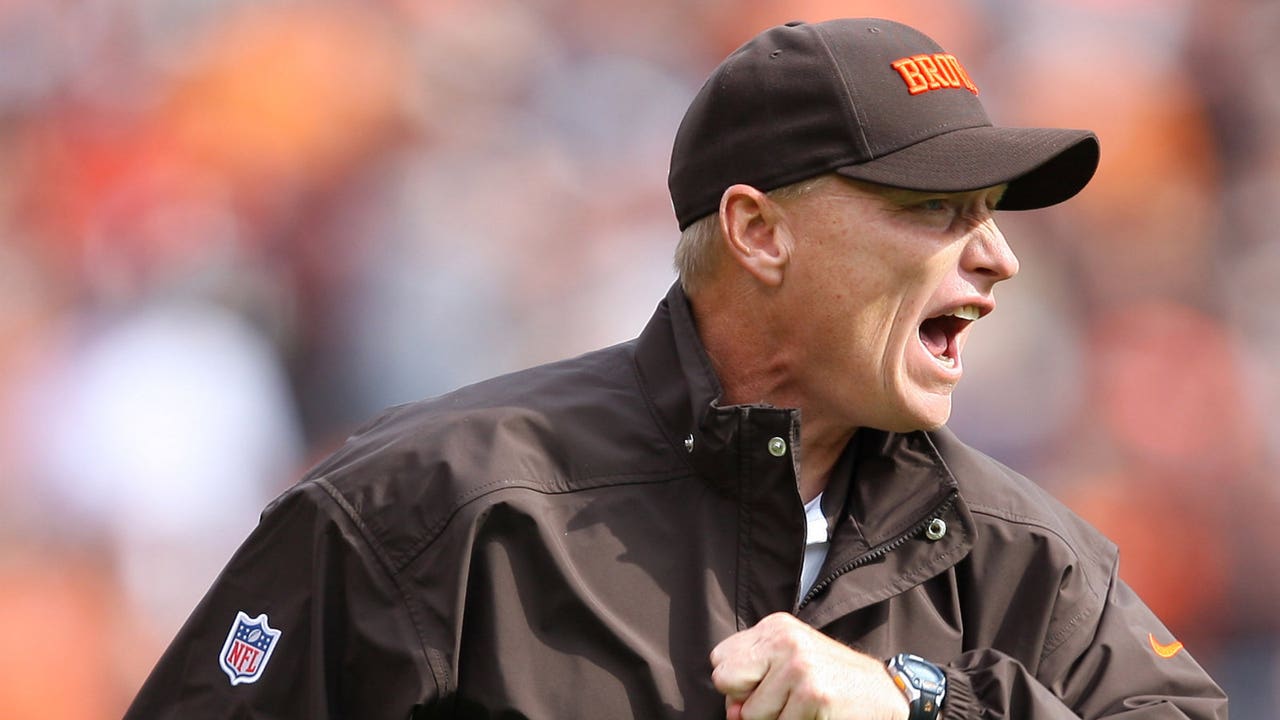 Browns add 8 assistants, two coordinators
